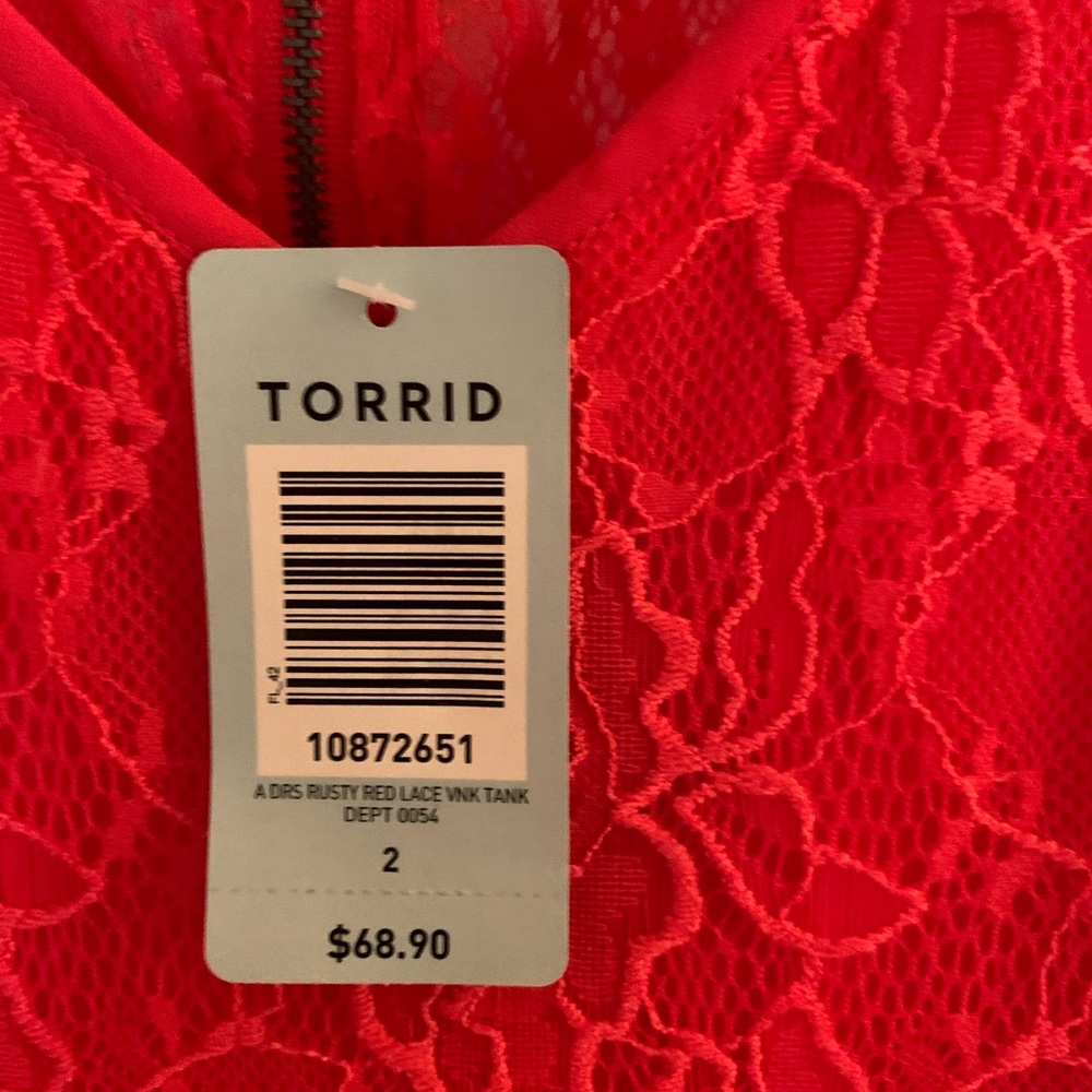 RED LACE DRESS - Picture 5 of 7